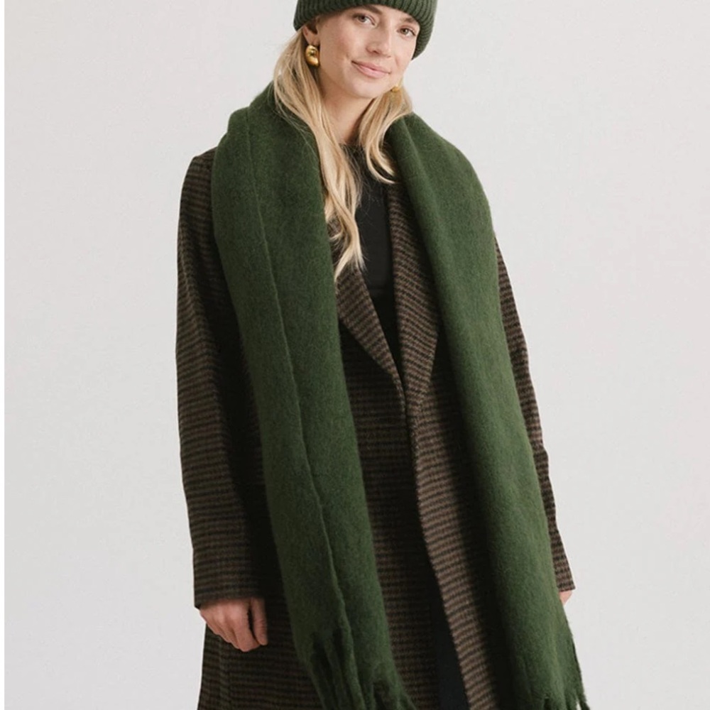 Gigi Pip oversized fluffy scarf